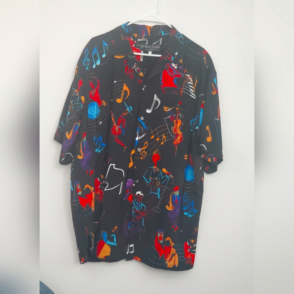Via Ripatti Designs Californiya Jazz Music Print Shirt.